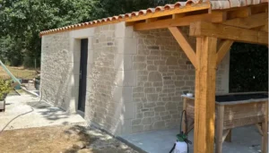 Parpaing transformé en enduit décor